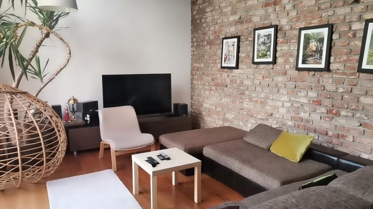 Crystal Kragujevac Apartment Bagian luar foto