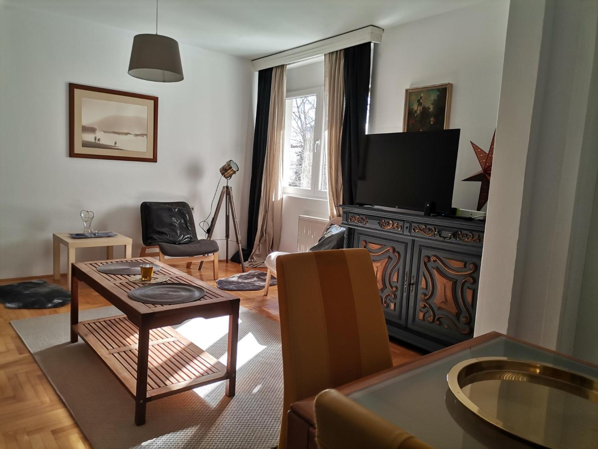 Crystal Kragujevac Apartment Bagian luar foto