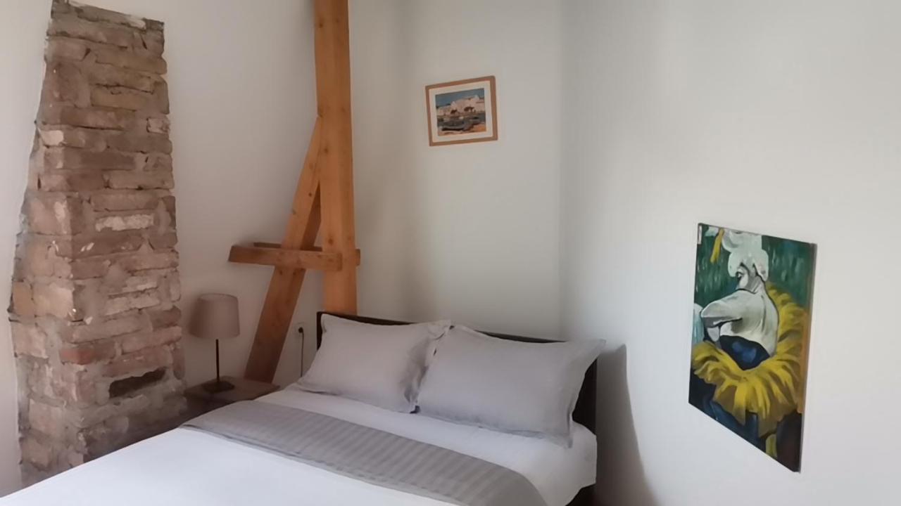 Crystal Kragujevac Apartment Bagian luar foto