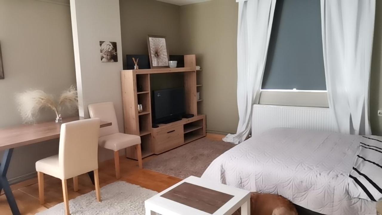 Crystal Kragujevac Apartment Bagian luar foto