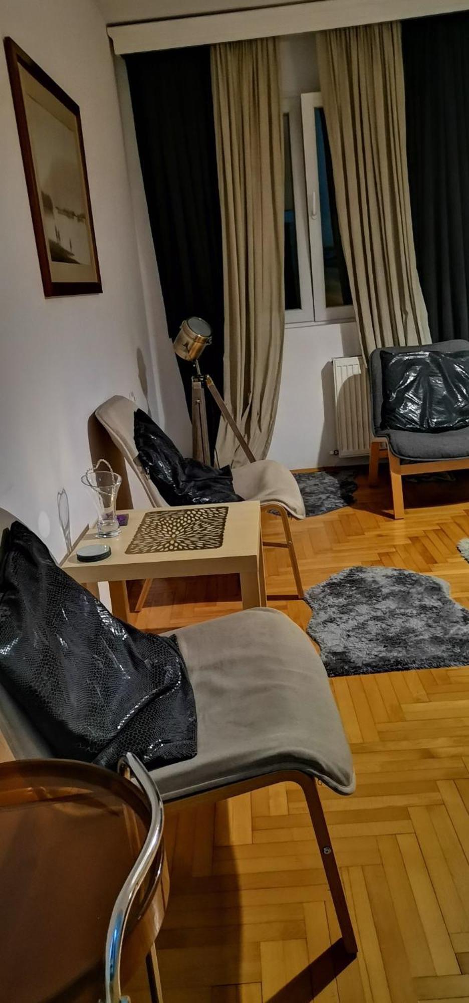 Crystal Kragujevac Apartment Bagian luar foto