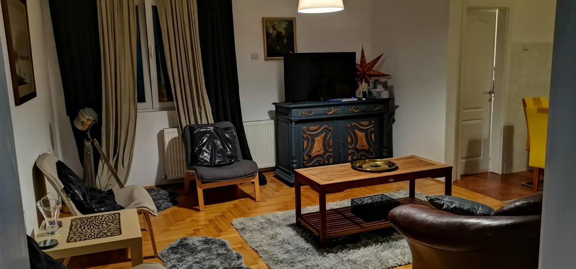 Crystal Kragujevac Apartment Bagian luar foto