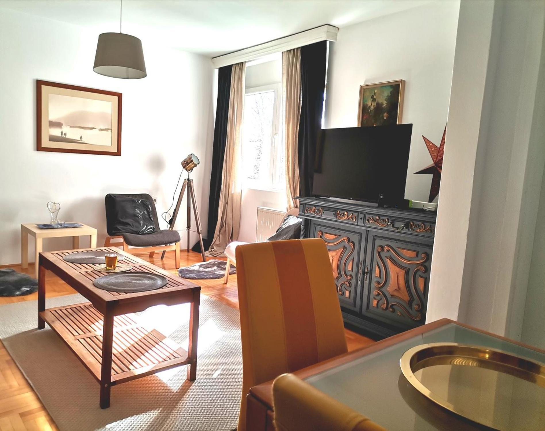 Crystal Kragujevac Apartment Bagian luar foto