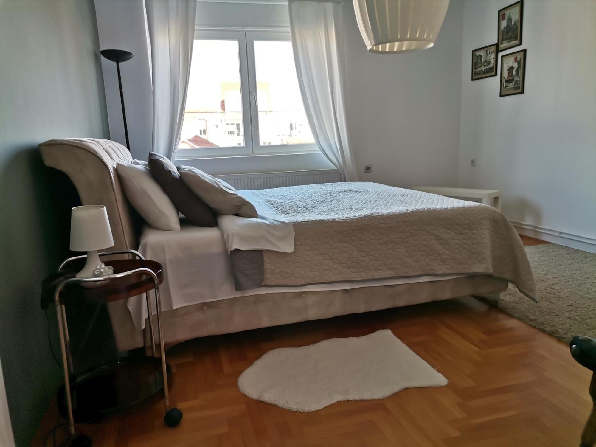 Crystal Kragujevac Apartment Bagian luar foto